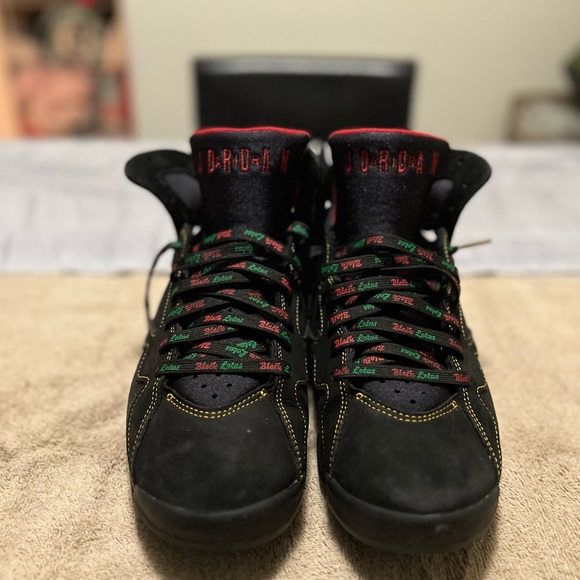 Retro 7 Jordan’s - Picture 4 of 4